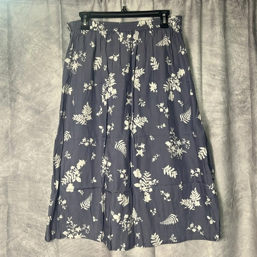 Elisabeth Petite Blue and White Leaf Print Botanical Skirt with Pockets - sz 14P - Picture 4 of 8
